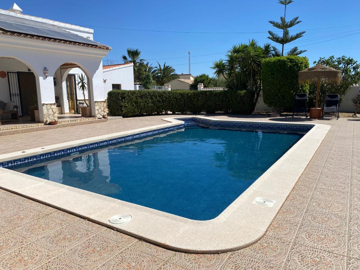 Casa Sol Y Luna Arboleas Exterior foto